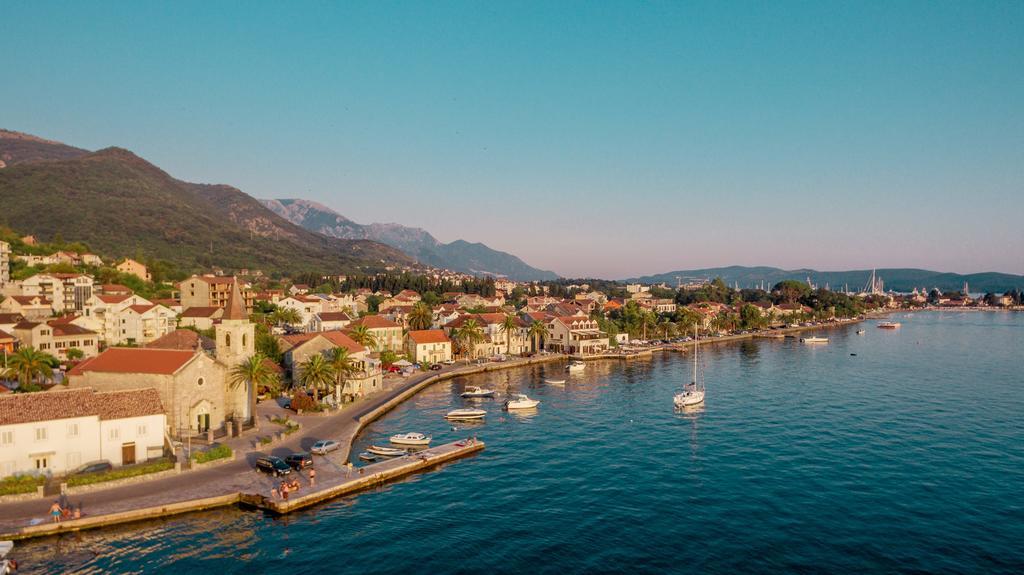 Apartments Perper Tivat Exterior foto